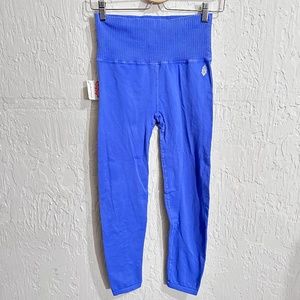NWT FREE PEOPLE MOVEMENT High-Rise 7/8 Length Good Karma Leggings SIZE M/L